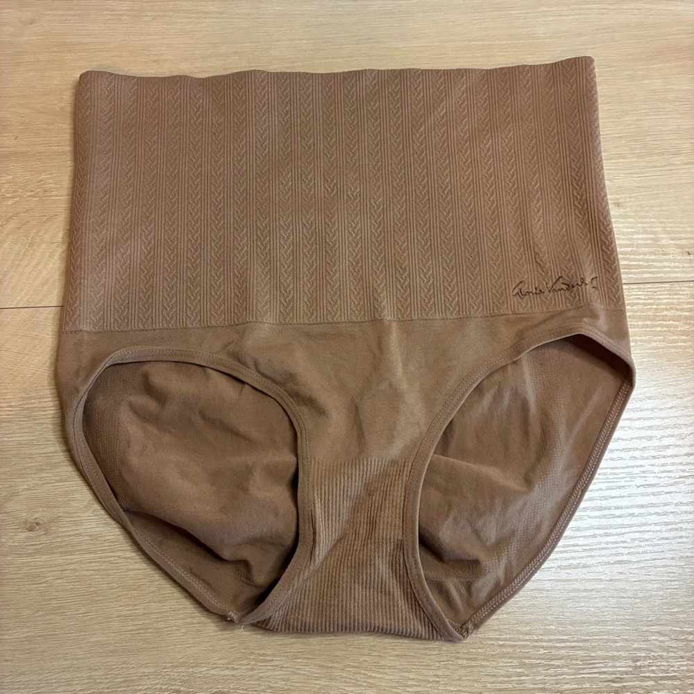 Gloria Vanderbilt Womens 2X High Waist Shapewear Briefs Tan Tummy Control Panty